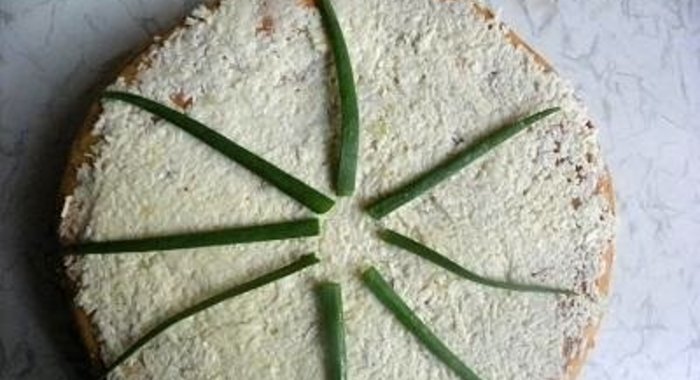 Закусочный пирог с грибами и печенью