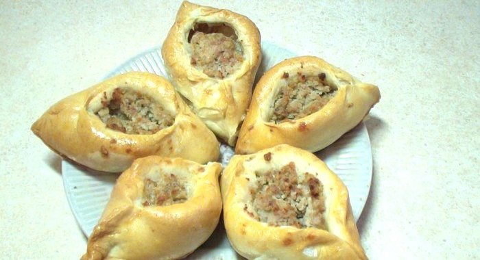 Расстегаи с мясом