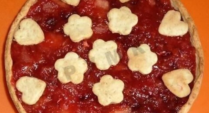 Пирог с яблоками и сливами