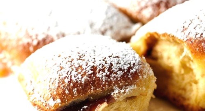 Пироги с черносливом