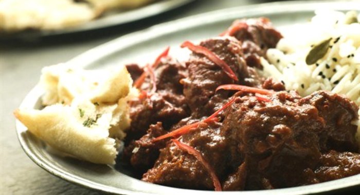 Говядина тушеная