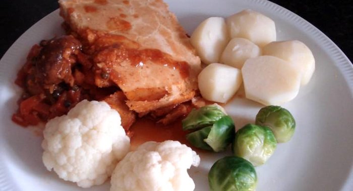 Пирог с грибами и сыром стилтон