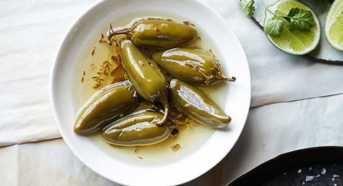 Маринованные перчики халапеньо