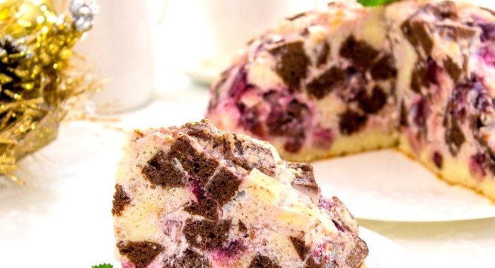 Торт «Панчо» с вишней и миндалем