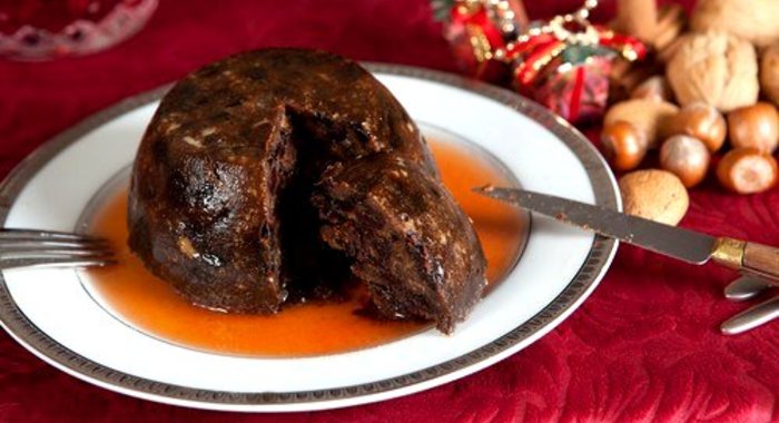 Темный рождественский индийский пудинг