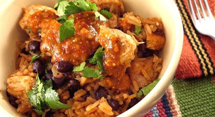 Курица и рис с черной фасолью