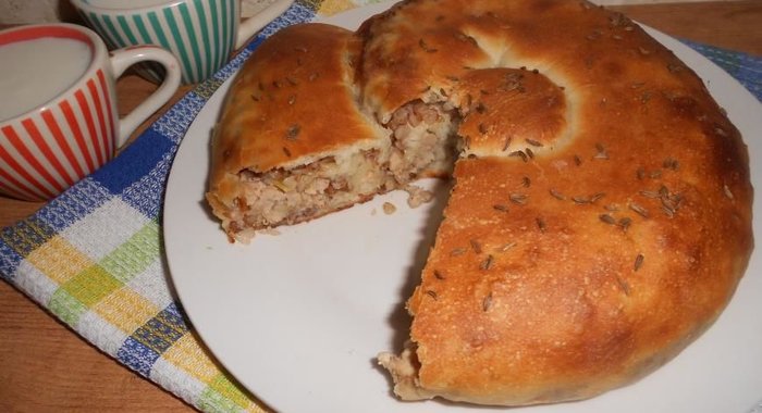 Гречнево-мясной пирог