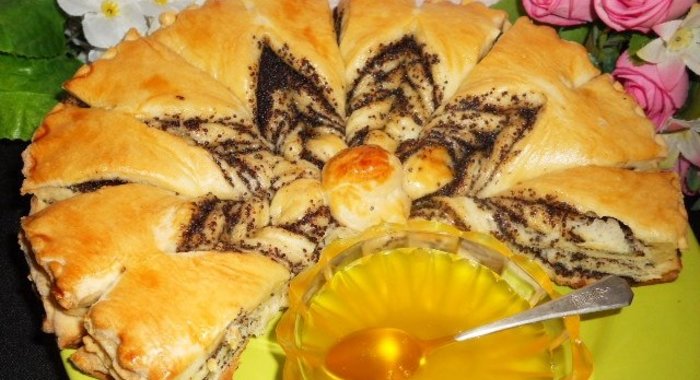 Пирог с маком Праздничный