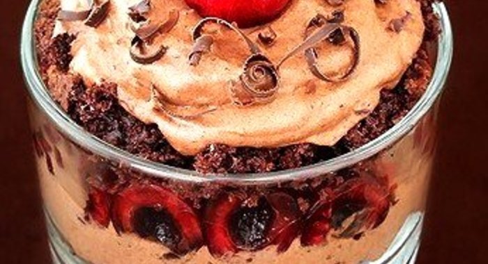 Трифл «Черный лес»