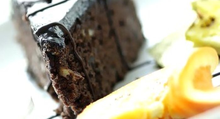 Шоколадный торт с имбирем