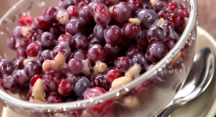 Брусника со сгущенкой