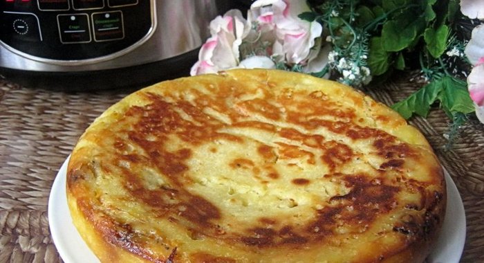 Капустный пирог в мультиварке
