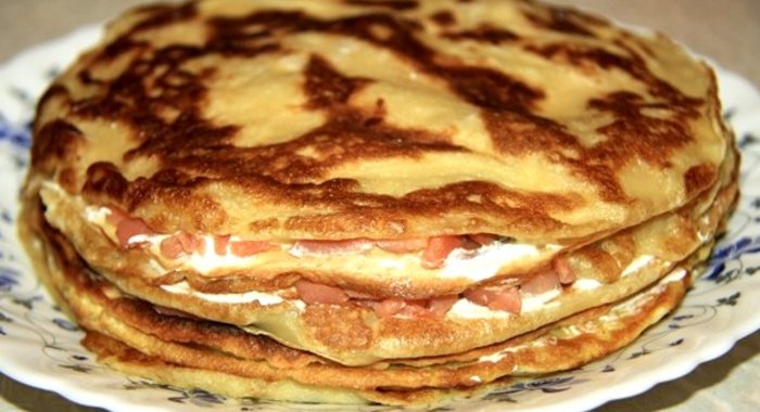 Блинный торт с семгой