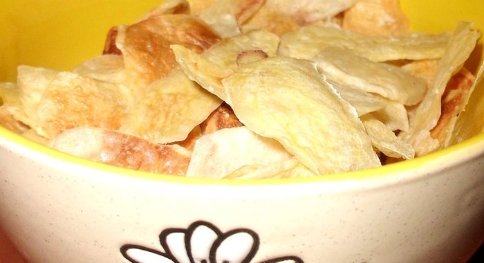 Картофельные чипсы в микроволновке