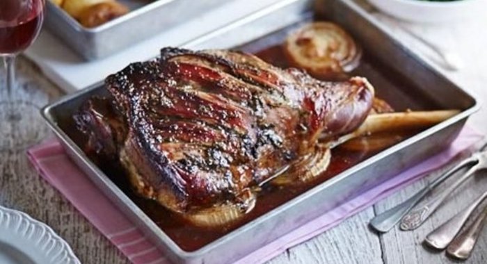 Баранина в медово-соевом соусе с картофелем