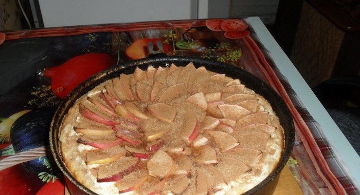 Яблочный пирог с творогом