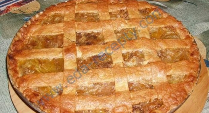 Пирог с тыквой и яблоками