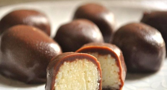 Шоколадно-кокосовые конфеты