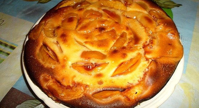 Клафути с персиками