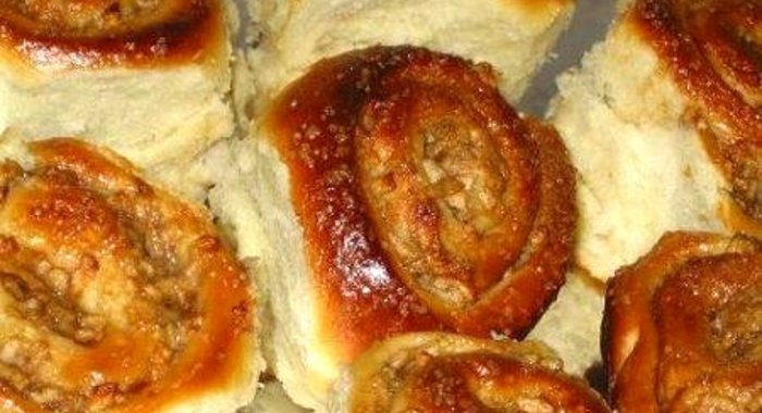 Булочки с яблоком