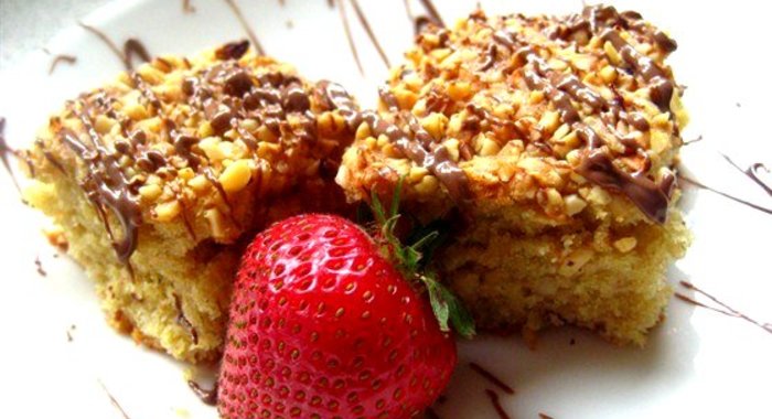 Пирог с лесными орехами