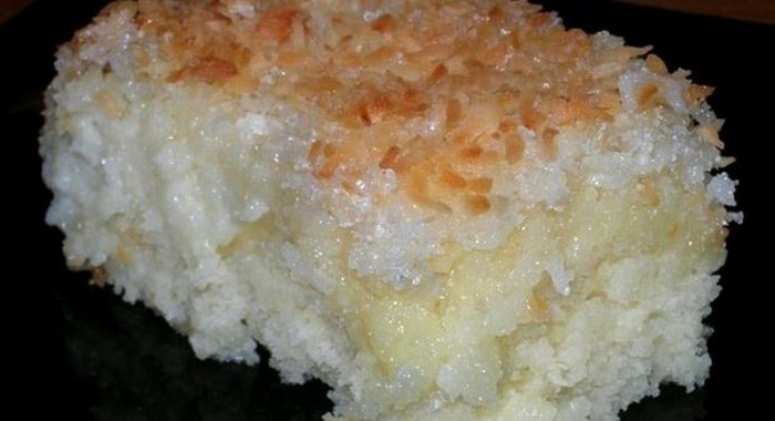 Быстрый кокосовый пирог со сливками