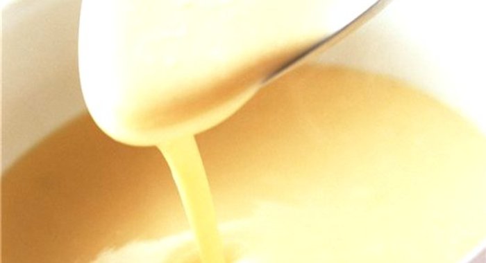 Сладкий молочно-ванильный соус