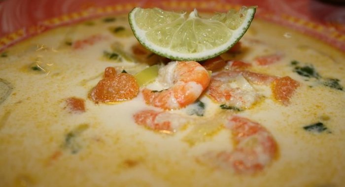 Суп с креветками на кокосовом молоке