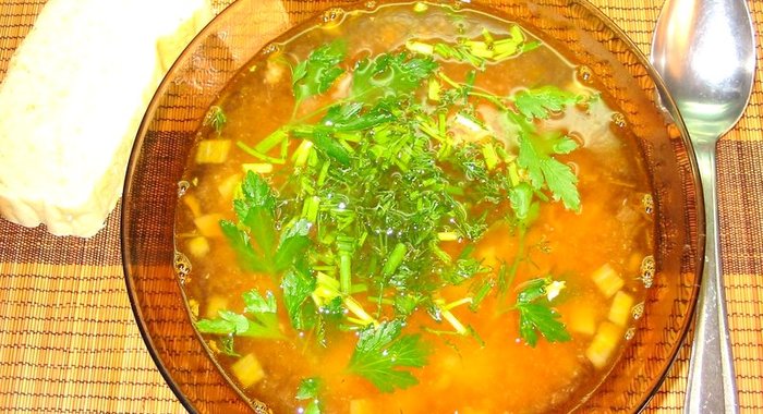 Рыбный суп из консервированной горбуши