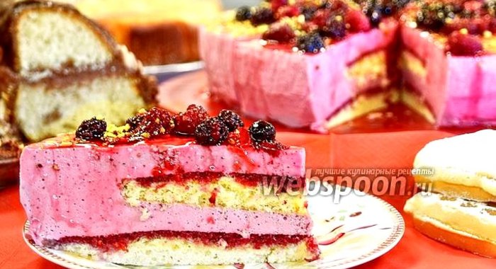 Йогуртовый торт с ягодами