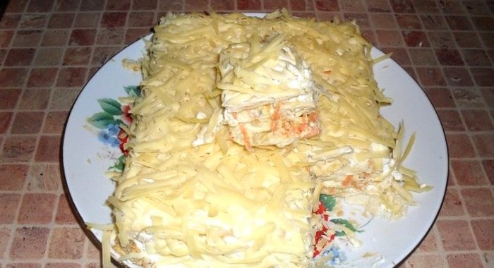 Рыбный пирог из коржей Наполеон