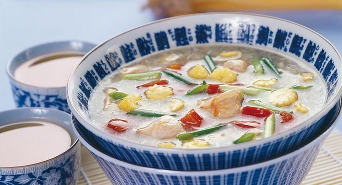 Куриный суп с кукурузой в китайском стиле