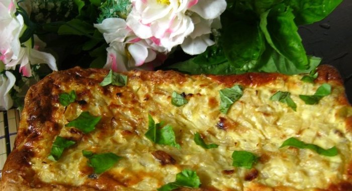 Заливной пирог с консервированной горбушей