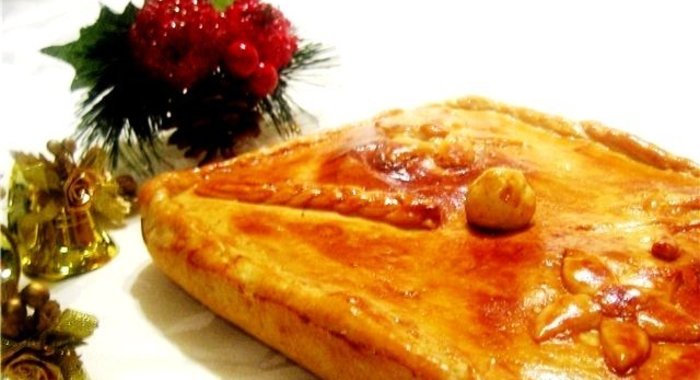 Испанский рождественский винный пирог