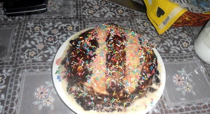 Блинный торт с шоколадной помадкой