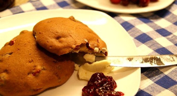 Английские сконы с клюквой