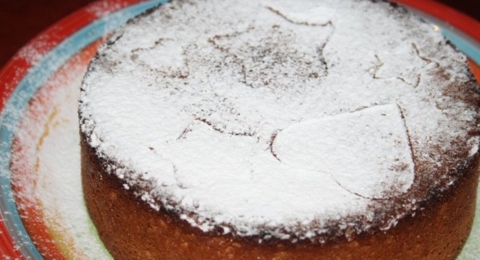 Простой бисквит с апельсиновой цедрой