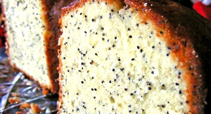 Кулич с маком