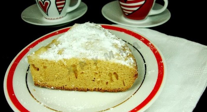 Торт в мультиварке со сгущенкой