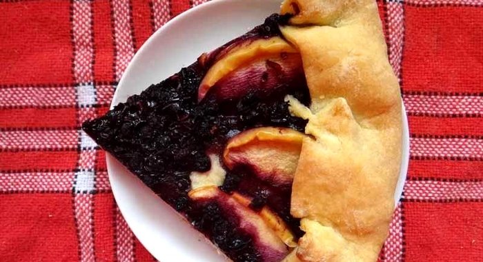 Чернично-яблочный тарт