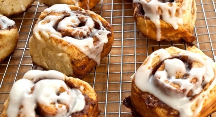 Булочки с корицей синабон