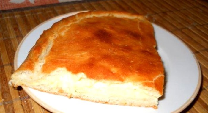 Пирог с плавленым сыром