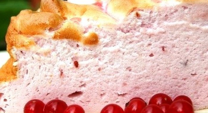 Запеченное ягодно-белковое облако