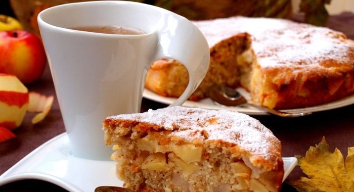 Кокосовый пирог с яблоками