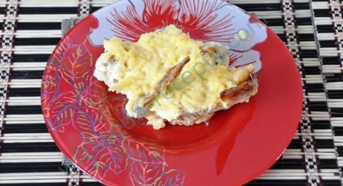 Крылышки в духовке с хреном и белым вином