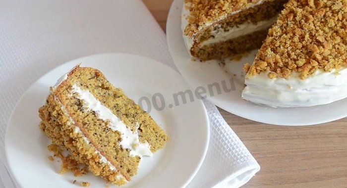Морковный торт со сметанным кремом