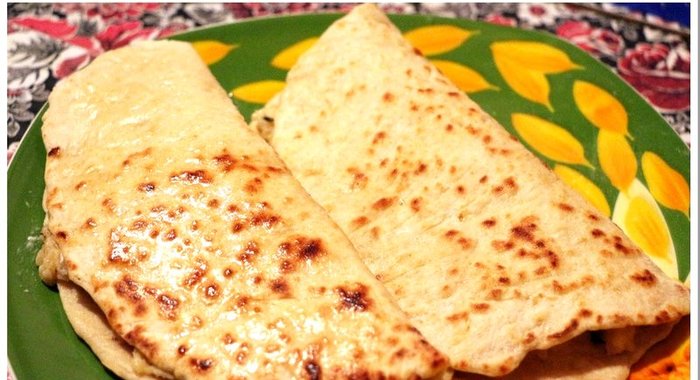 Кыстыбый с картошкой и луком