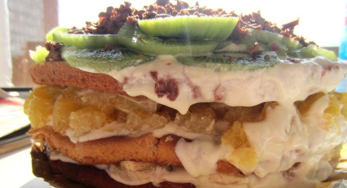 Торт фруктовый