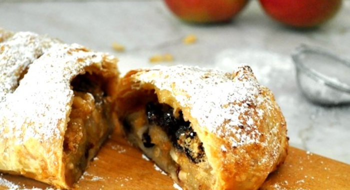 Штрудель из готового слоеного теста