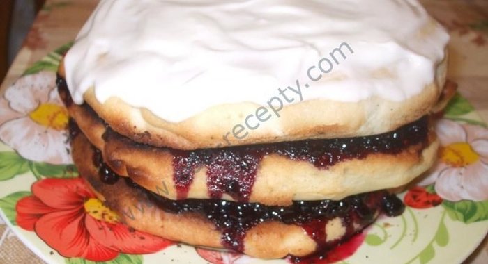 Пирог с повидлом